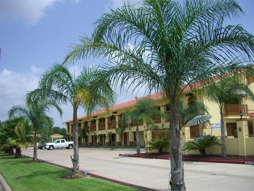 Americas Best Value Inn & Suites-Alvin/Houston Exteriör bild