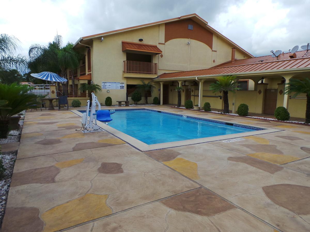 Americas Best Value Inn & Suites-Alvin/Houston Exteriör bild