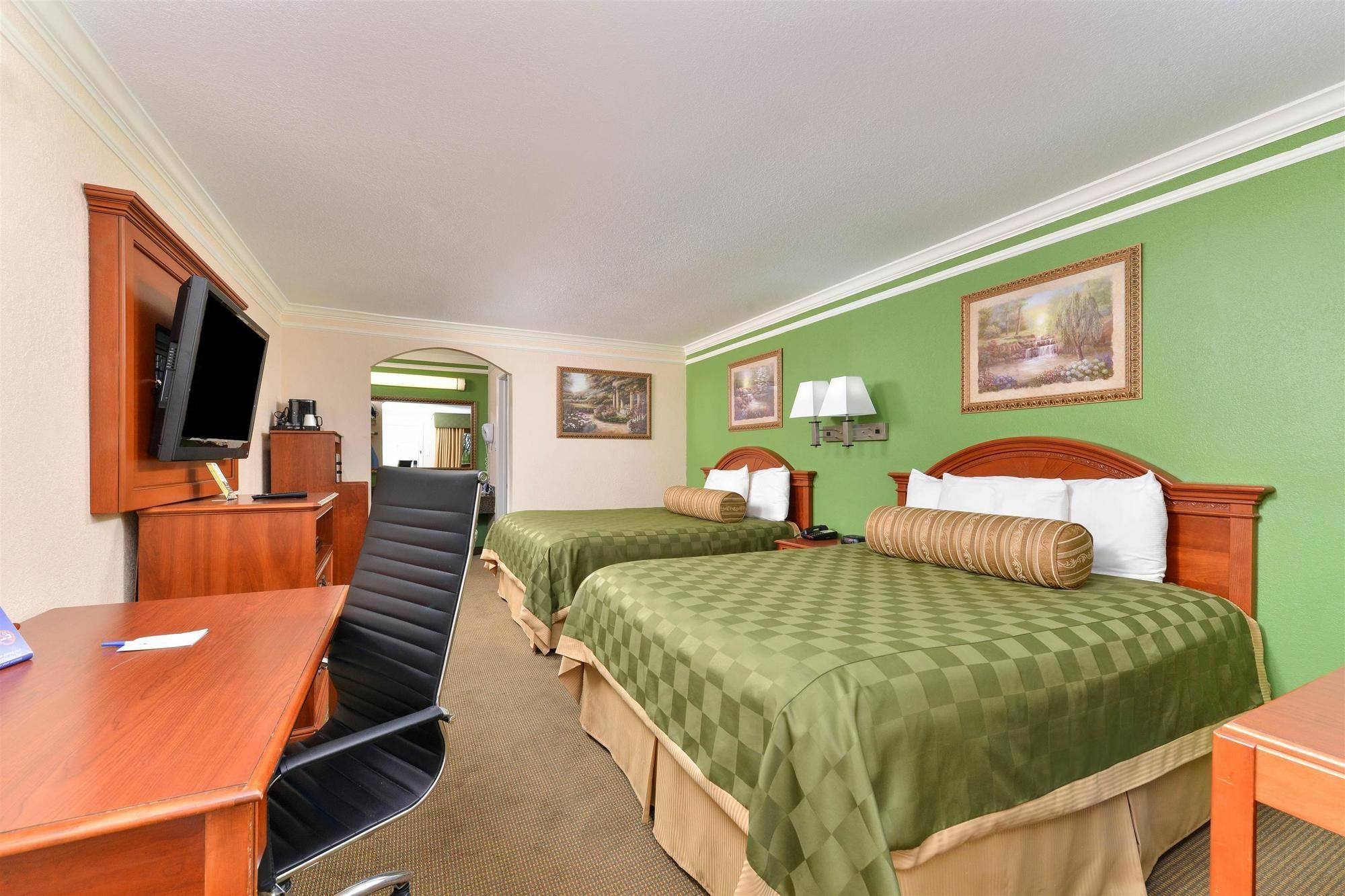 Americas Best Value Inn & Suites-Alvin/Houston Exteriör bild