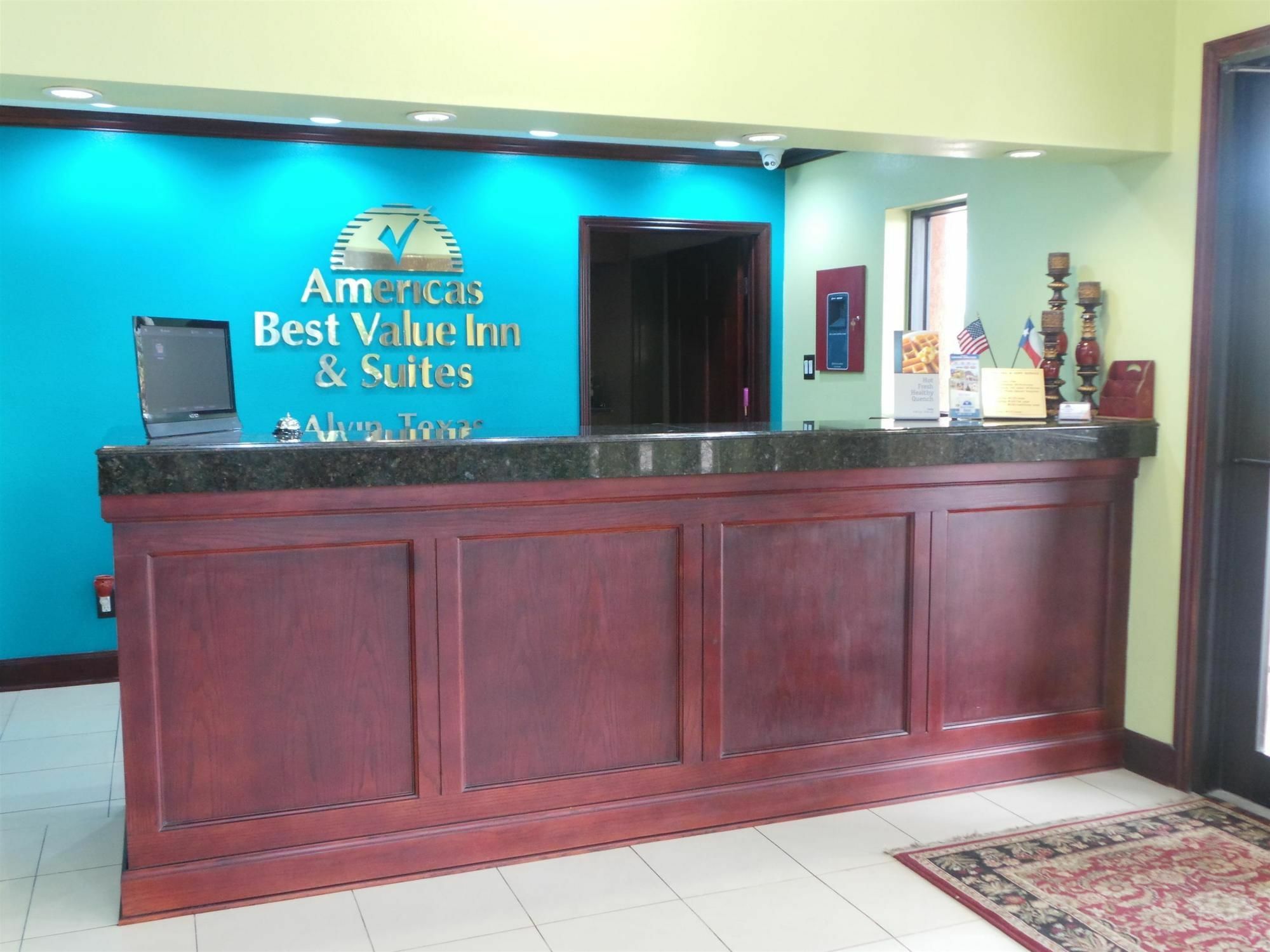 Americas Best Value Inn & Suites-Alvin/Houston Exteriör bild